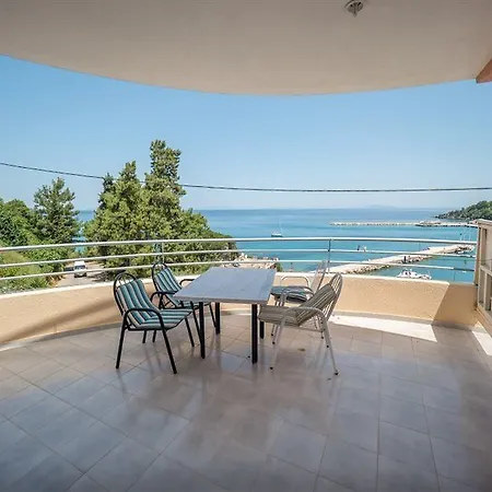 Hotell Harbour View Poros (Kefalonia)